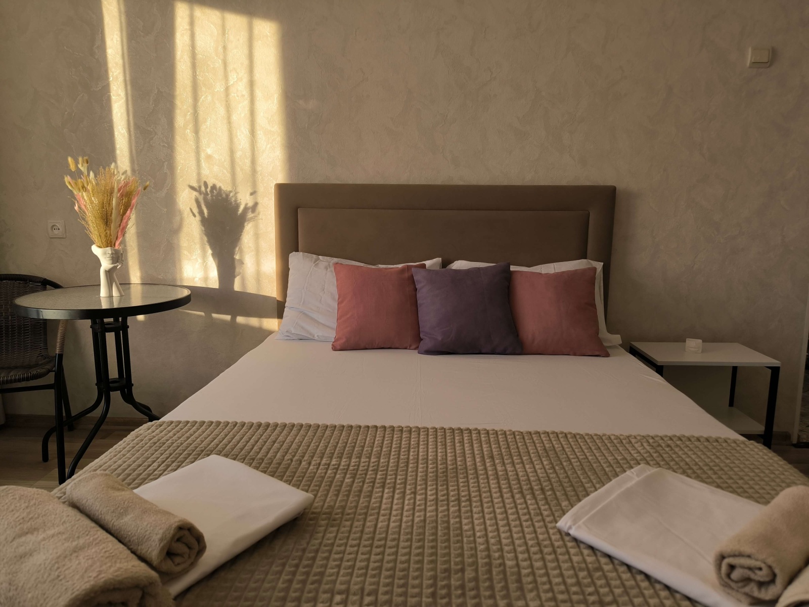 У Херсонеса, ТЦ Муссон в 15 мин от пляжа с отличным видом