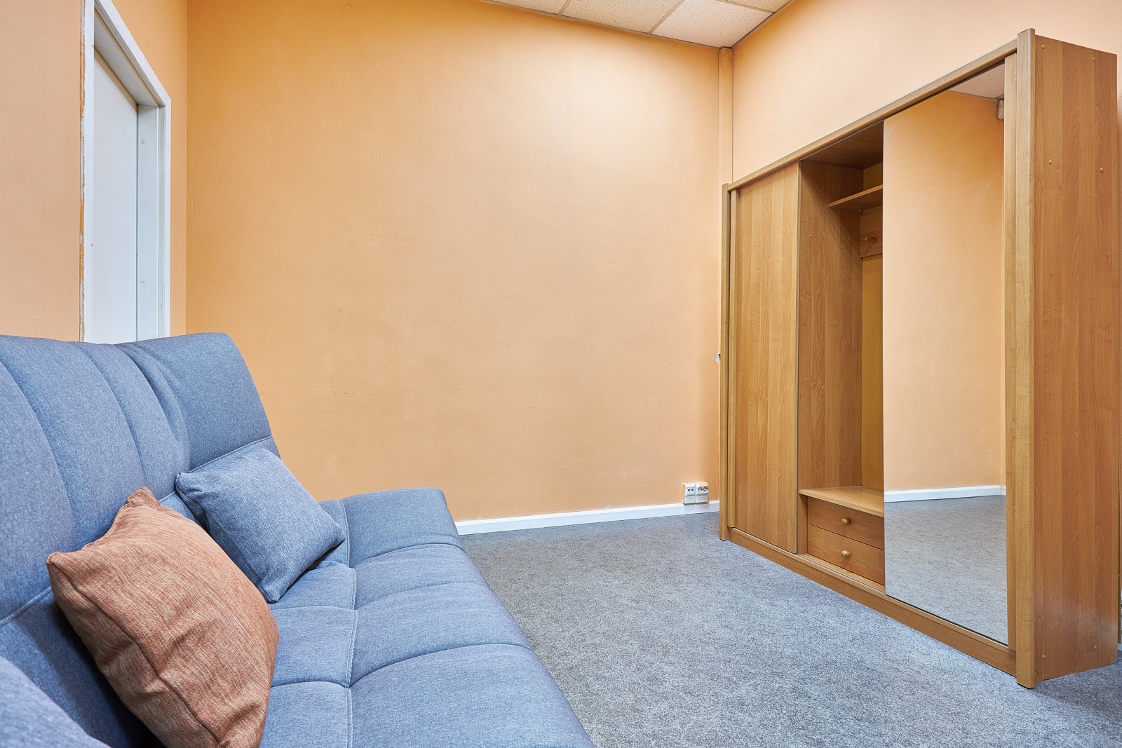 Счастье жить самом центре Севастополя в уютной однокомнатной