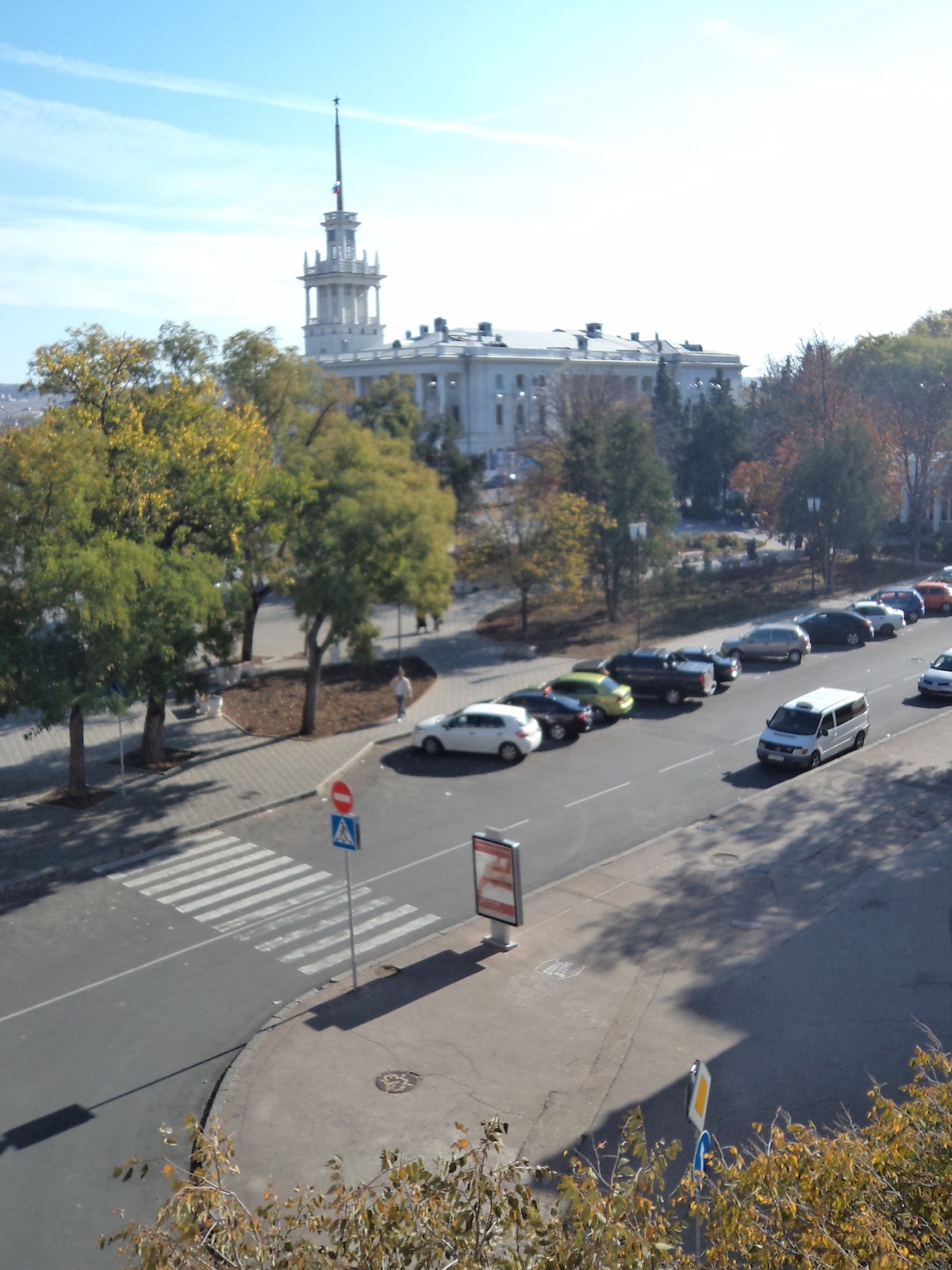 Квартира с видом на пл. Ушакова