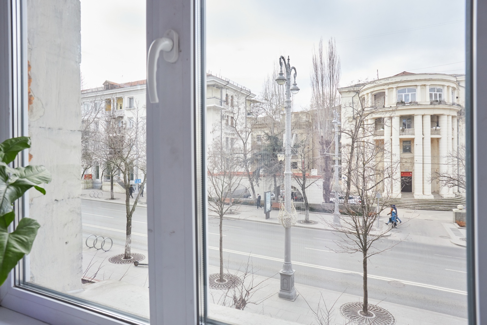 Счастье жить самом центре Севастополя в уютной студии