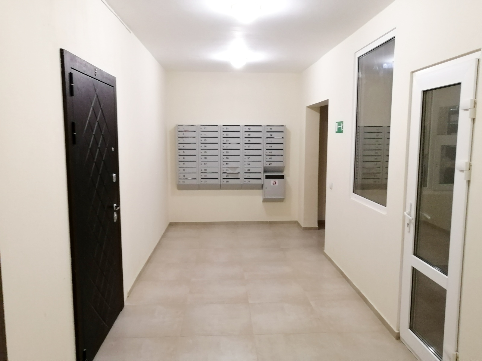 У пляжа Адмиральская Лагуна