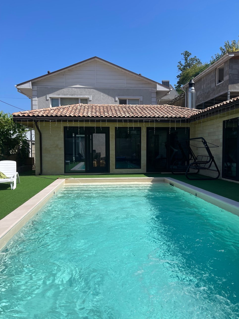 Современный уютный двухкомнатный домик